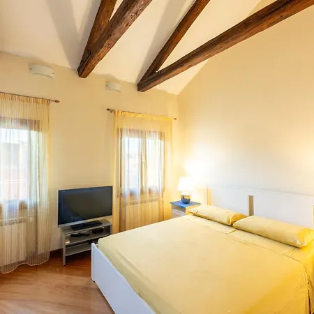 Residenza San Piero Apartament Wenecja